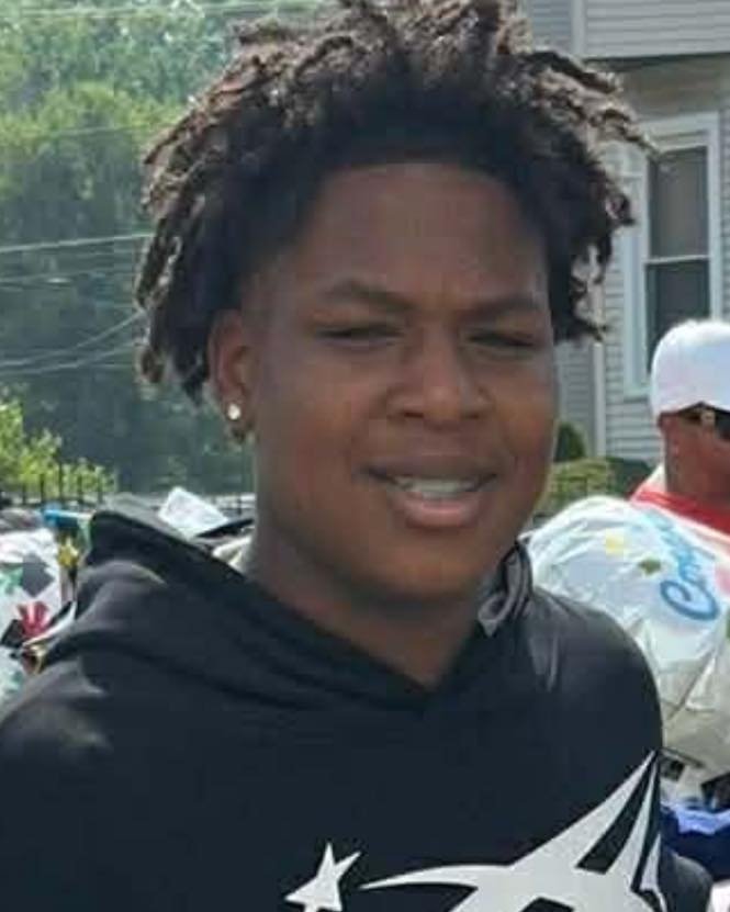 14 Year Old Boy Identified as Victim in Fatal Chicago Loop Shooti