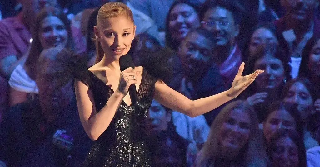 Ariana Grande Urges Fans to Stop 'Dangerous' Body-Shaming Comment...