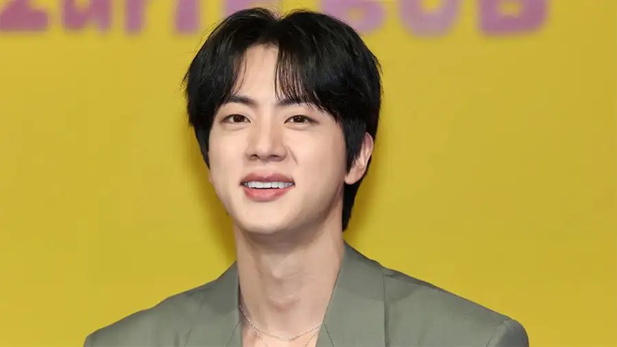 BTS Jins First Solo Concert Film RunSeokjin Ep Tour to