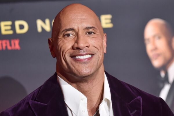 Dwayne Johnson brings Robbie Williams to Jumanji