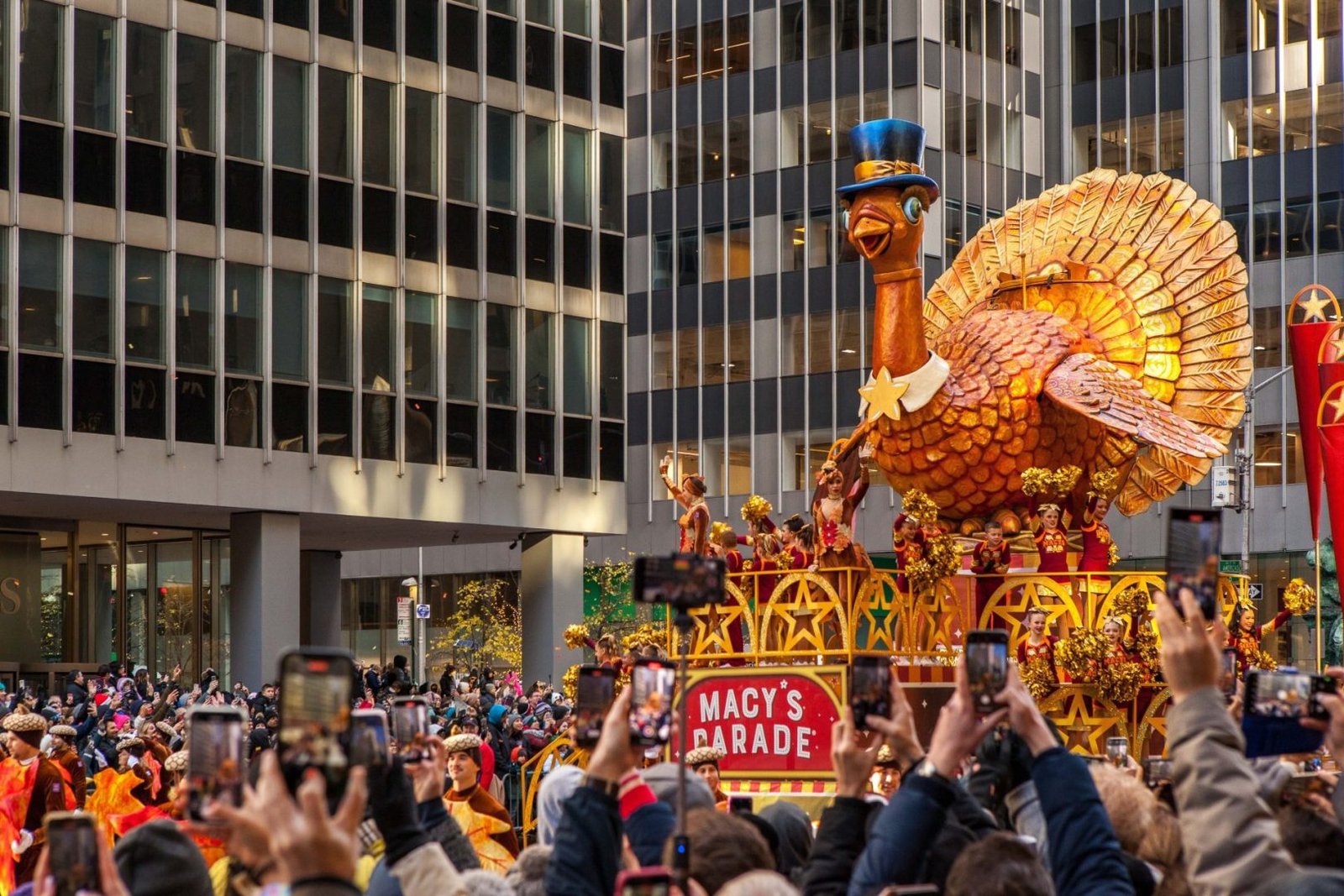 How to watch the 99th Macys parade live on Nov