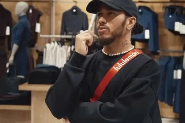 Lewis Hamilton Goes Undercover As Lululemon Store Employee For Su