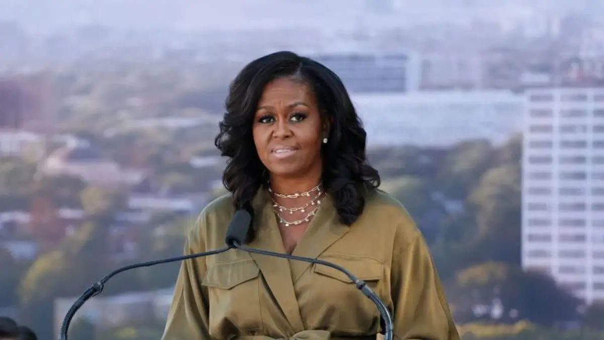 Michelle Obama Looks 'Thinner' Than She Ever Has In New Photos as...