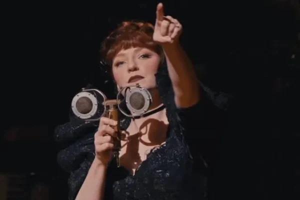 Nicola Roberts Earns Rave Reviews As Persephone In Hadestown UK P...