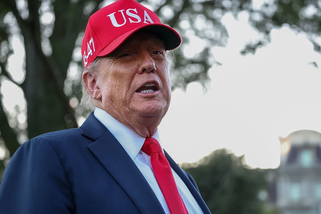 Trumps Feeble Walk Down Tiny Stairs Goes Viral as Viewers