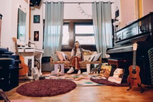 Caro Kelley Finds Her Voice by Losing It: The QUIET Brilliance of 2025’s Most Overlooked Album