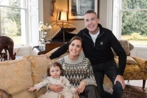 Jonathan Owens, wife Oniesa and daughter Esmé/ Photography by Sonja Smith @sonjasmithphotography