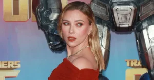 Photo of Scarlett Johansson