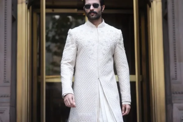 Take Cues From Vijay Deverakonda To Mastering Indian Wear