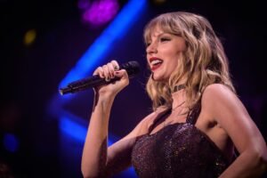Taylor Swift's bonuses leave crew member reeling